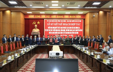 ĐHQGHN làm việc với UBND tỉnh Thái Bình về triển khai Nghị quyết số 57-NQ/TW của Bộ Chính trị về đột phá phát triển khoa học, công nghệ, đổi mới sáng tạo và chuyển đổi số quốc gia